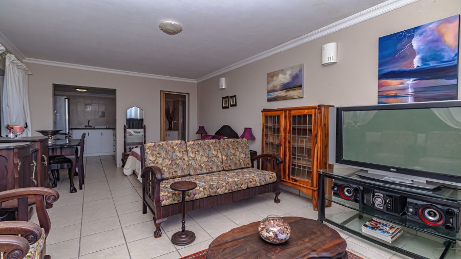 5 Bedroom Property for Sale in Village On Sea Western Cape